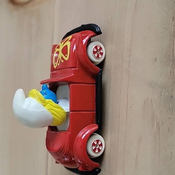 Smurfette Ertl Die Cast Red Metallic Car 1982 - Picture 3 of 7